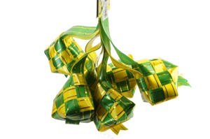 Ketupat Pita Hias Lebaran Idul Fitri 6 Pc Kuning Hijau Besar 6 Cm