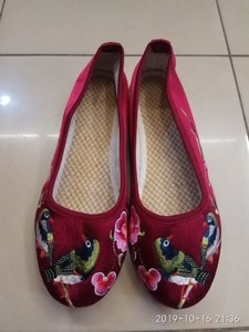 Sepatu Imlek Cheongsam Cina Wanita Merah Maroon Burung Bordir Dewasa Flat Shoes