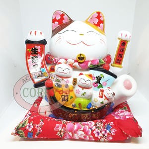 Kucing Keramik 25 Cm Putih Kristal Maneki Neko Duduk Merah Tangan Gerak 3 Anak