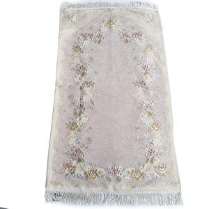 Sajadah Premium Turki Krem Putih 120 X 70 Cm Gerbang Bunga Tebal Lapis Bordir Premium Rug Pray Turky