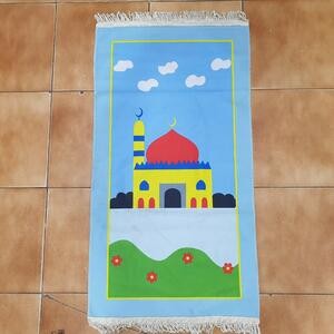 Sajadah Anak Kecil 32 X 65 Cm Gambar Mesjid Taman Hijau Merah Biru Mesjid Warna Murah