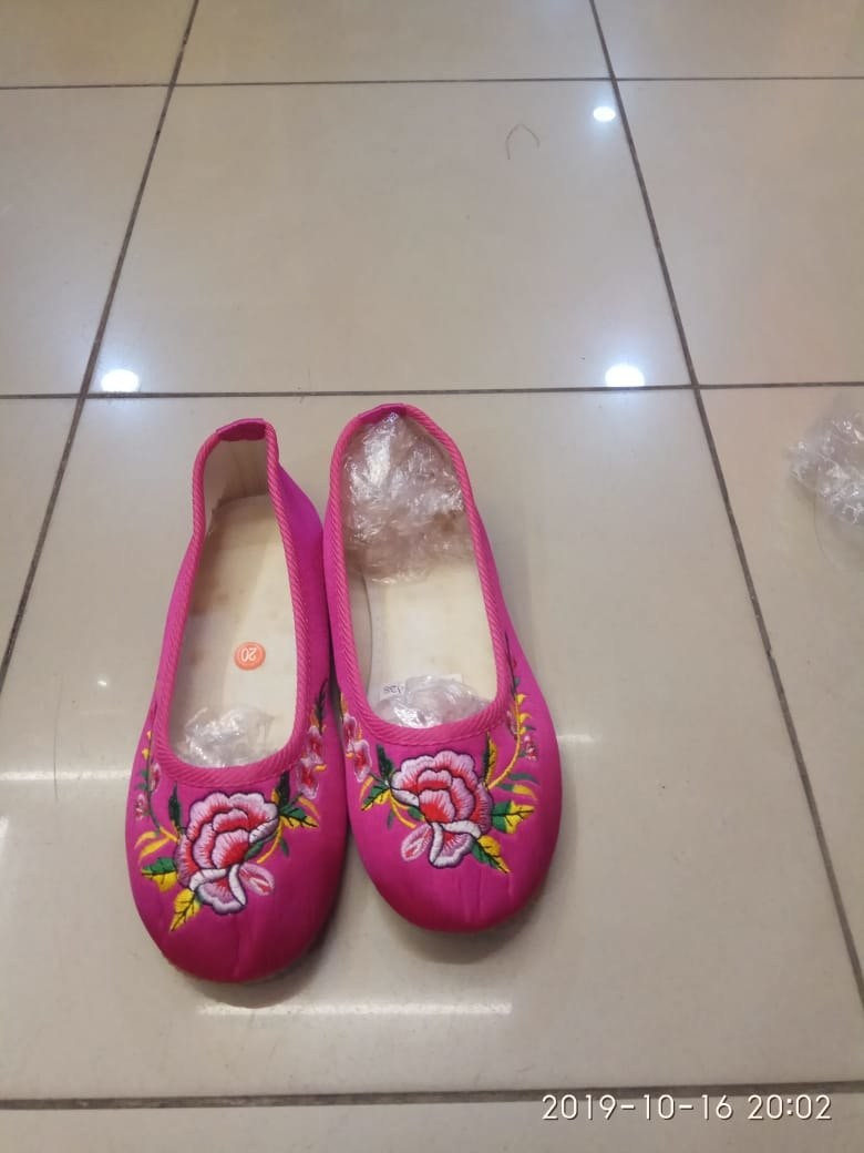 Sepatu Imlek Cheongsam Cina Wanita Pink Bordir Bunga Dewasa Flat Shoes - Main view
