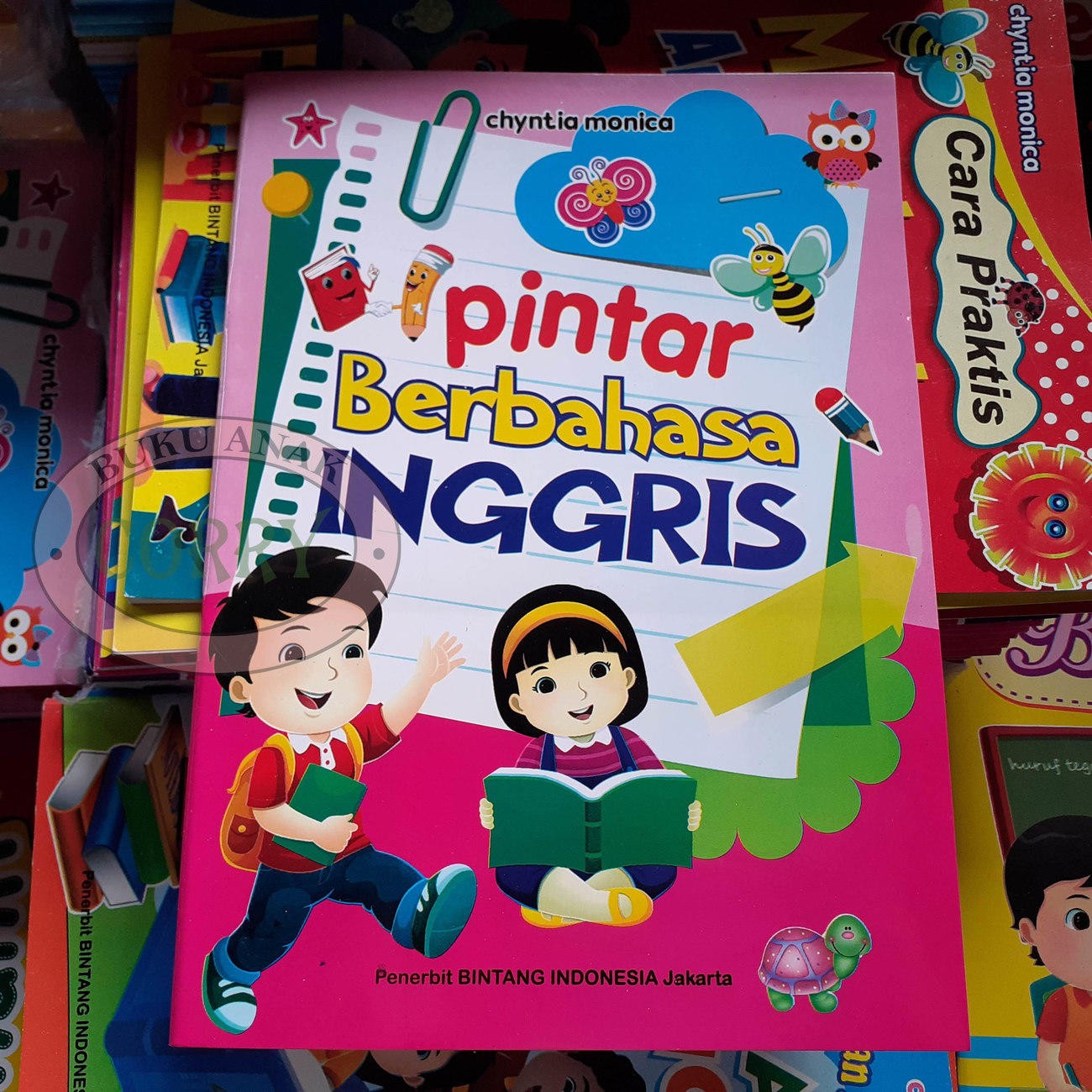Buku Edukasi Anak Menulis Pintar Kosakata Bahasa Inggris Pink - Main view