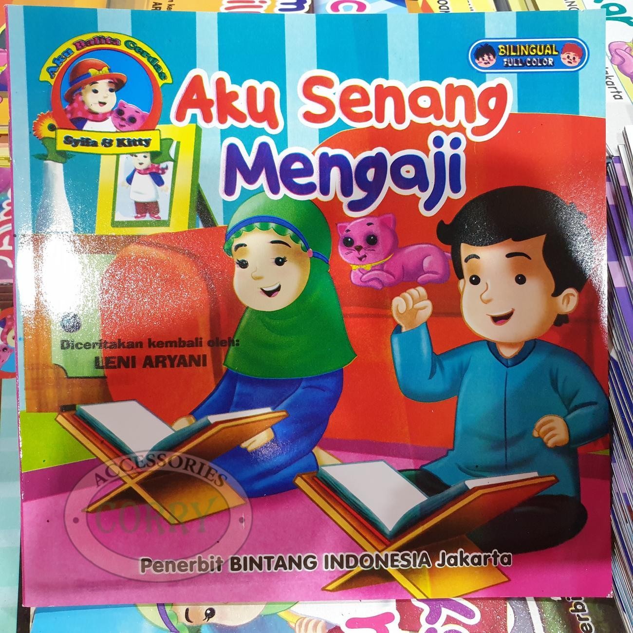 Buku Cerita Anak Muslim Syifa Kitty Mengaji Inggris Indonesia Berwarna Bilingual - Main view