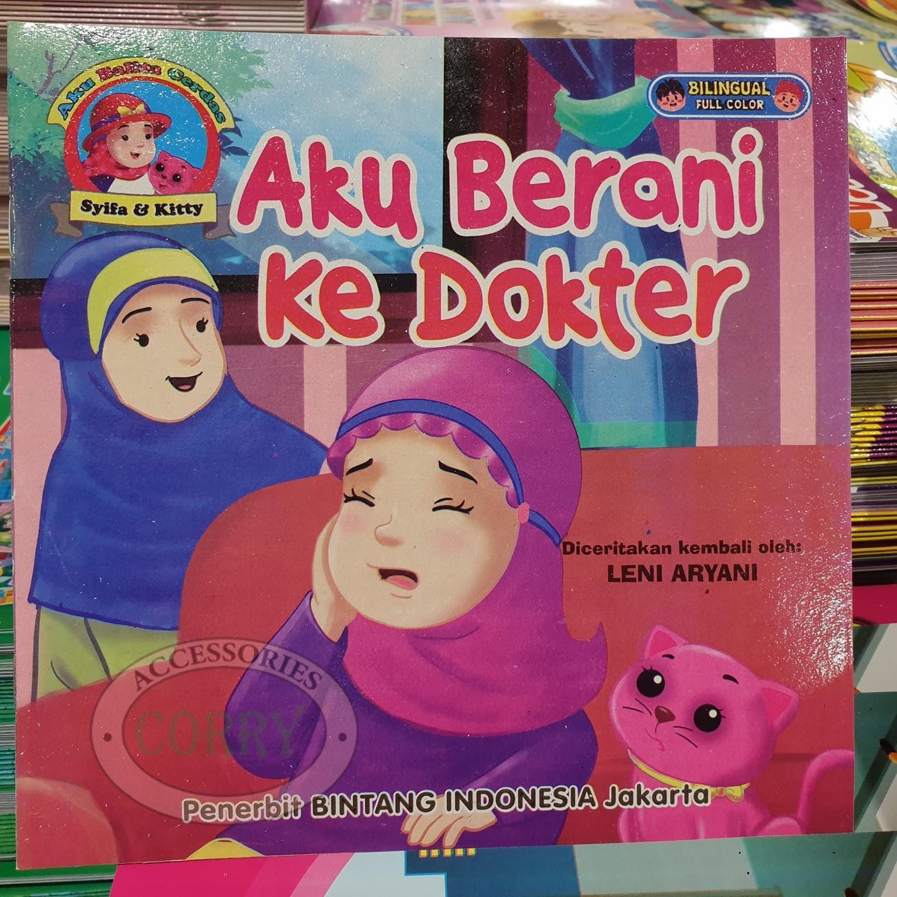 Buku Cerita Anak Muslim Syifa Kitty Dokter Inggris Indonesia Berwarna Bilingual - Main view