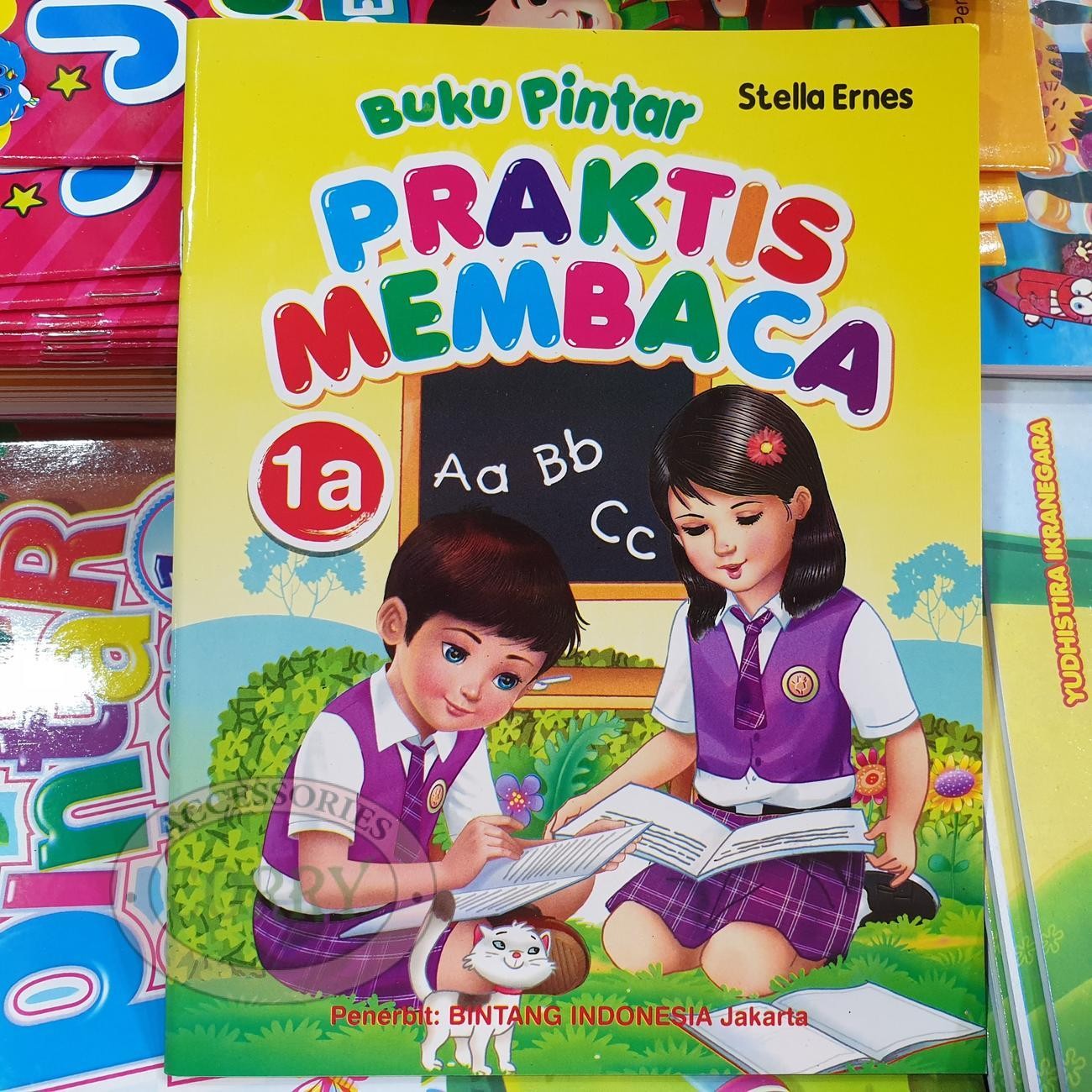 Buku Belajar Anak Pintar Praktis Membaca Gambar Kata 1B Stella Ernes Murah Latihan Di Rumah - Main view