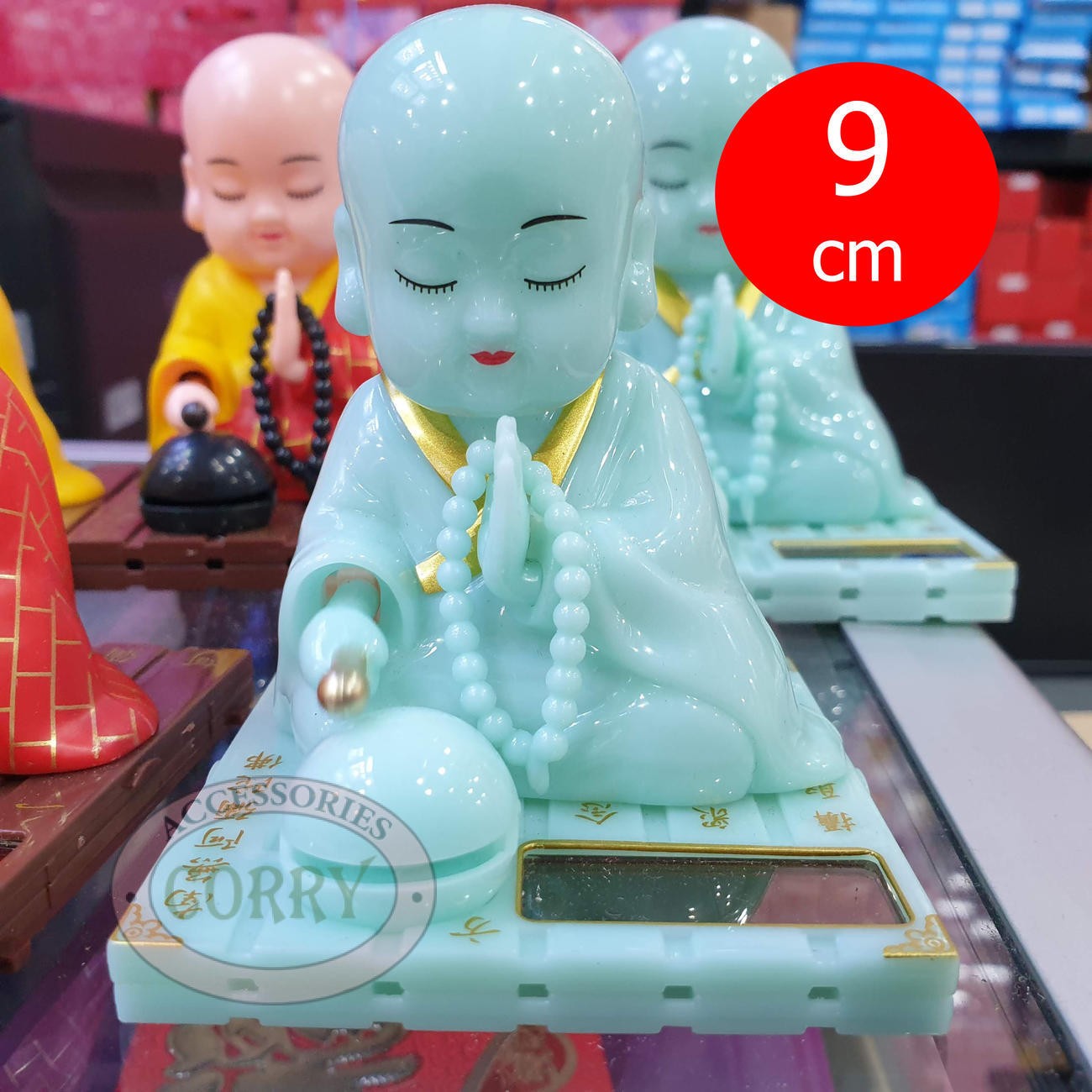 Patung Budha Biksu Doa Sembahyang Gerak Biru Hijau Giok Plastik 9 Cm Tenaga Cahaya Buddha - Main view