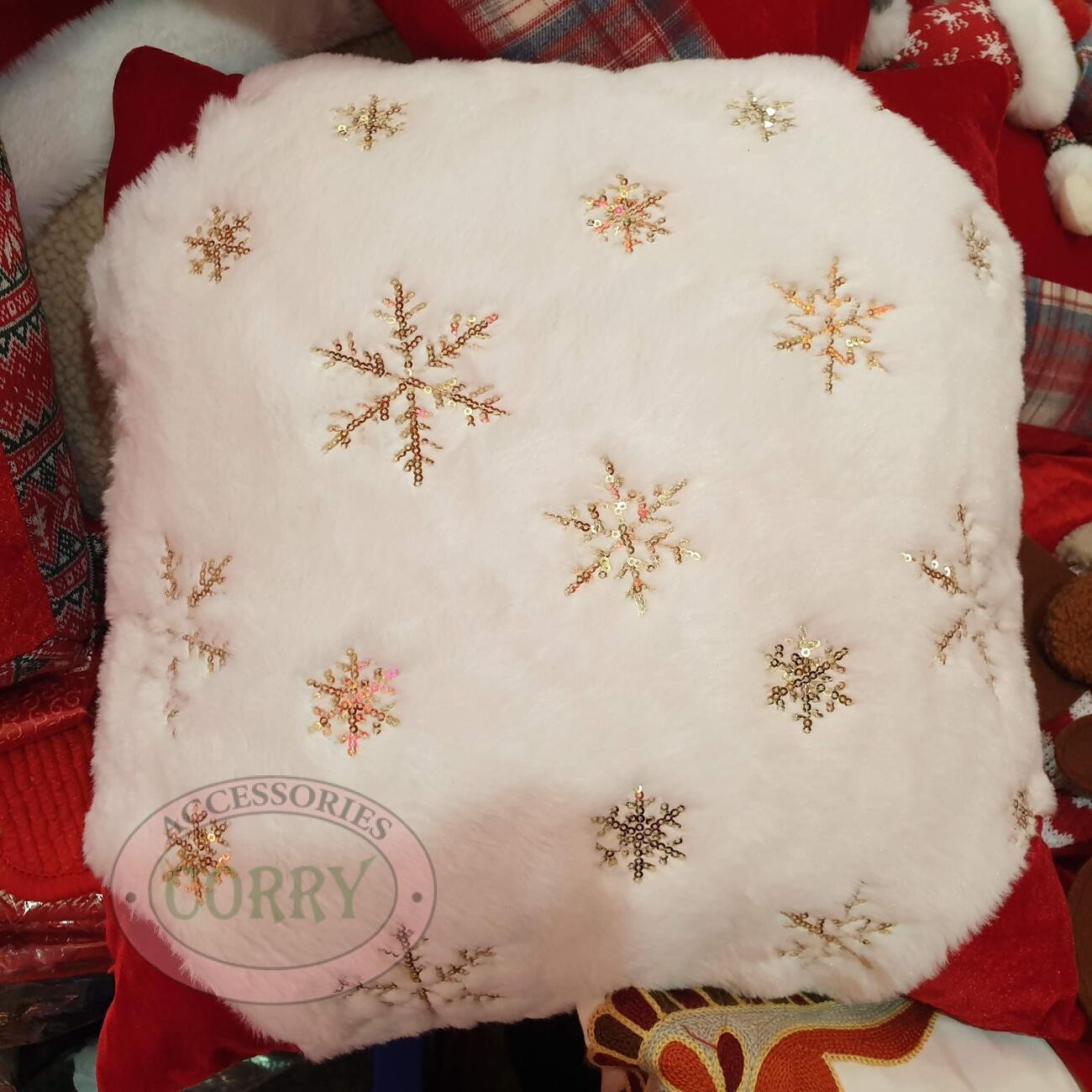Sarung Bantal Sofa Natal 40 X 40 Cm Merah Putih Bulu Snowflakes Christmas Katun Tebal - Main view