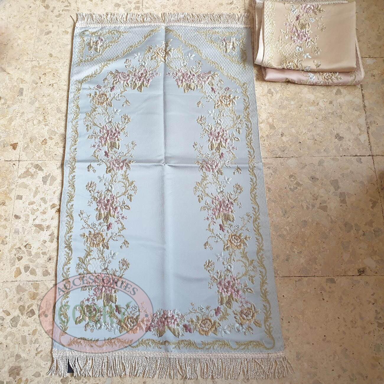 Sajadah Turki Premium Biru Muda Bunga Gerbang Segitiga 120 X 70 Cm Lapis Bordir Rug Pray Turky - Main view