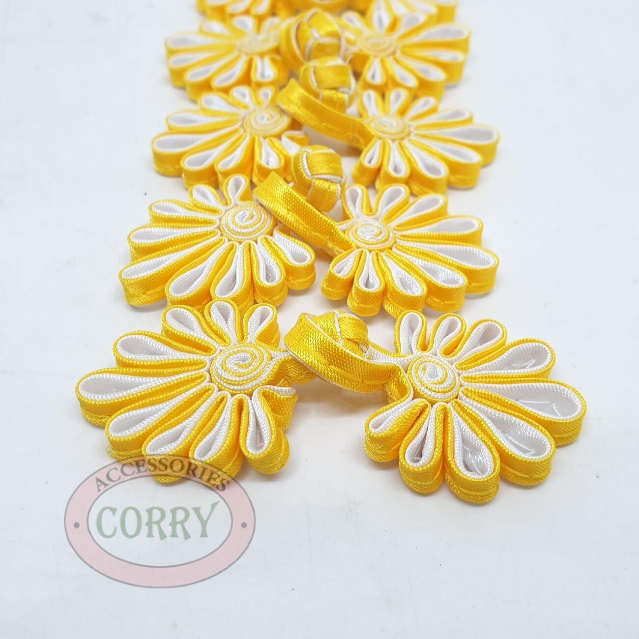 Kancing Cheongsam Imlek Kuning Putih Perempuan Kain Bunga 5 Pasang - Main view