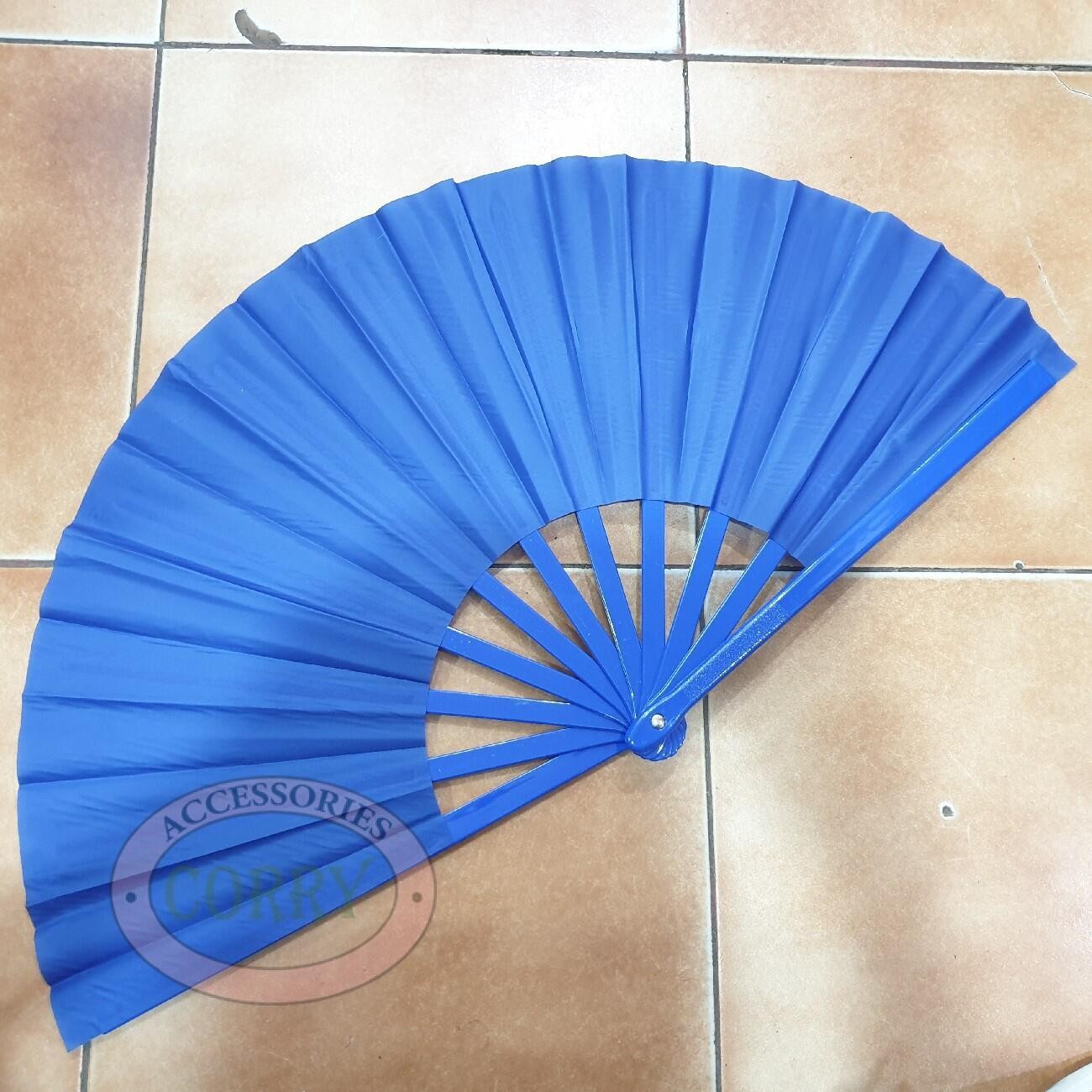 Kipas Plastik Kain Biru Polos 30 Cm Polos Imlek Pentas Seni Tari - Main view