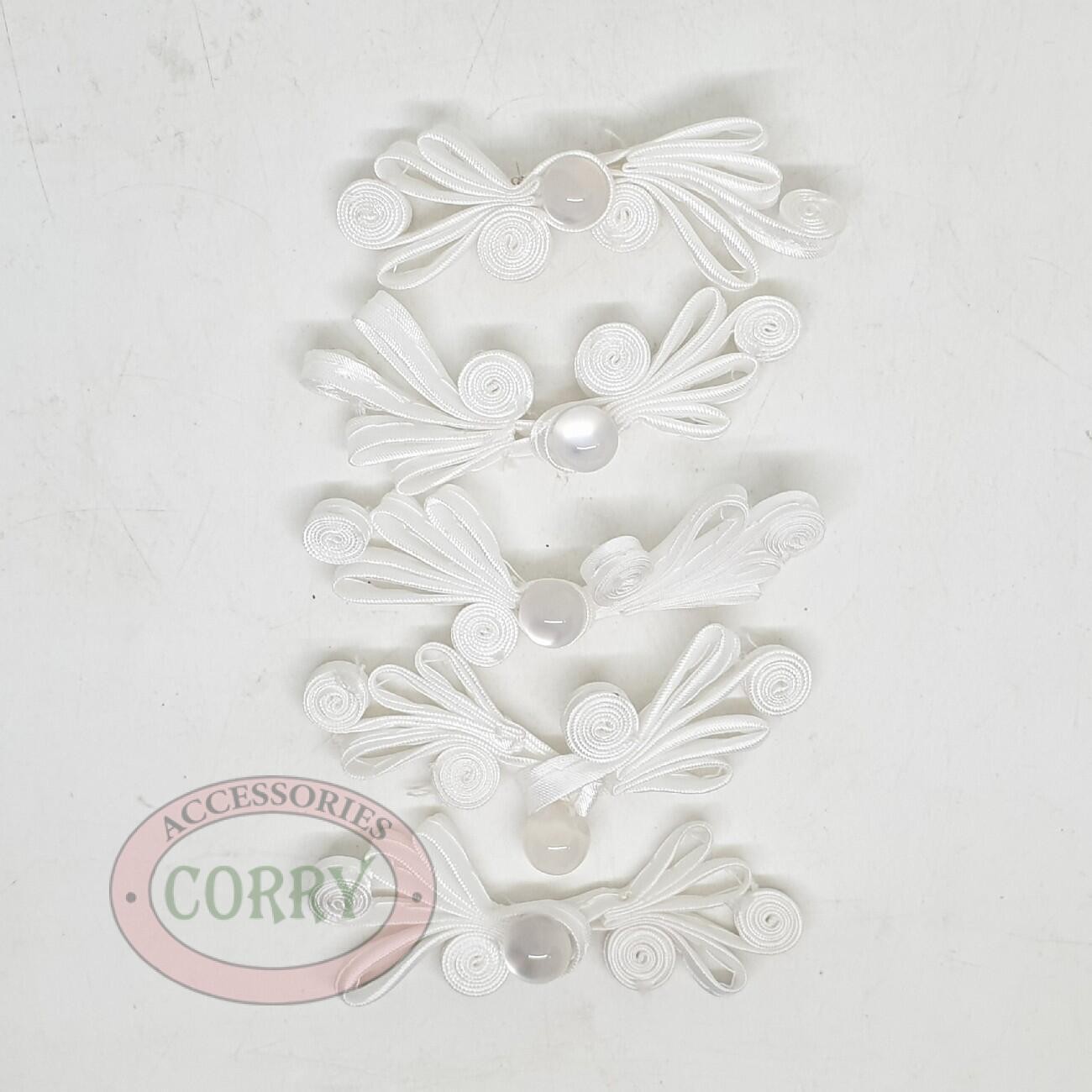 Corry Kancing Cheongsam putih mutiara spiral premium dress baju Imlek 5 Set - Main view