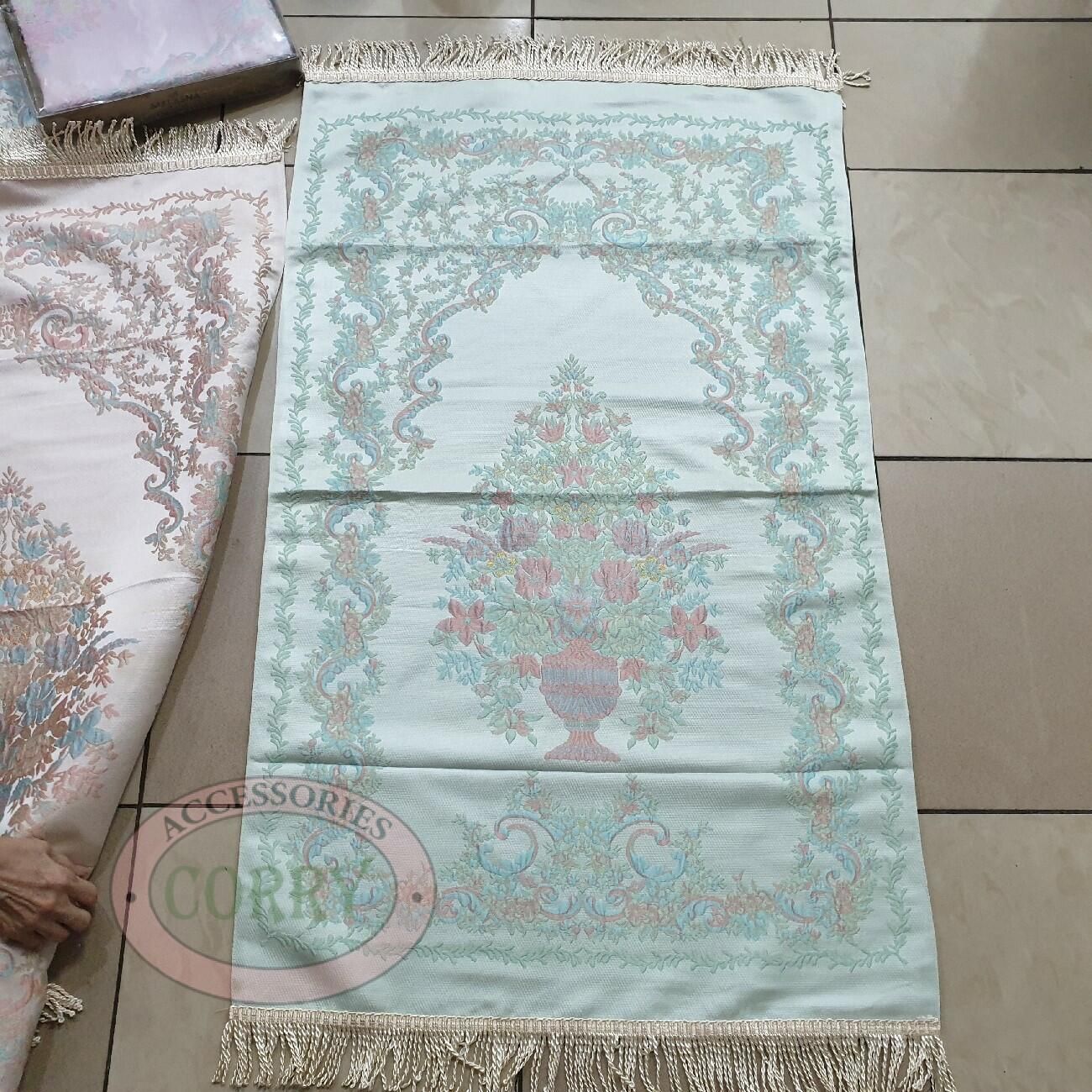 Sajadah Turki Premium Biru Hijau Pink Putih Krem Bunga 120 X 70 Cm Lapis Bordir Rug Pray Turky - Main view